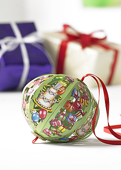 Cake & Presents Card (Hanging Ball)