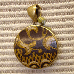 Bronze Plated Pendant (Brown w/Gold & Beige 8671)