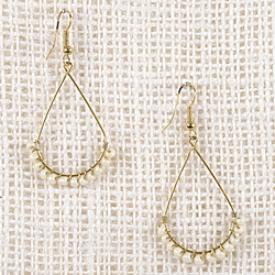 Hana Oval Loop Earrings (Cream)