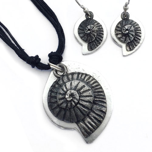 Nautilus Necklace and Earring Set - Click Image to Close